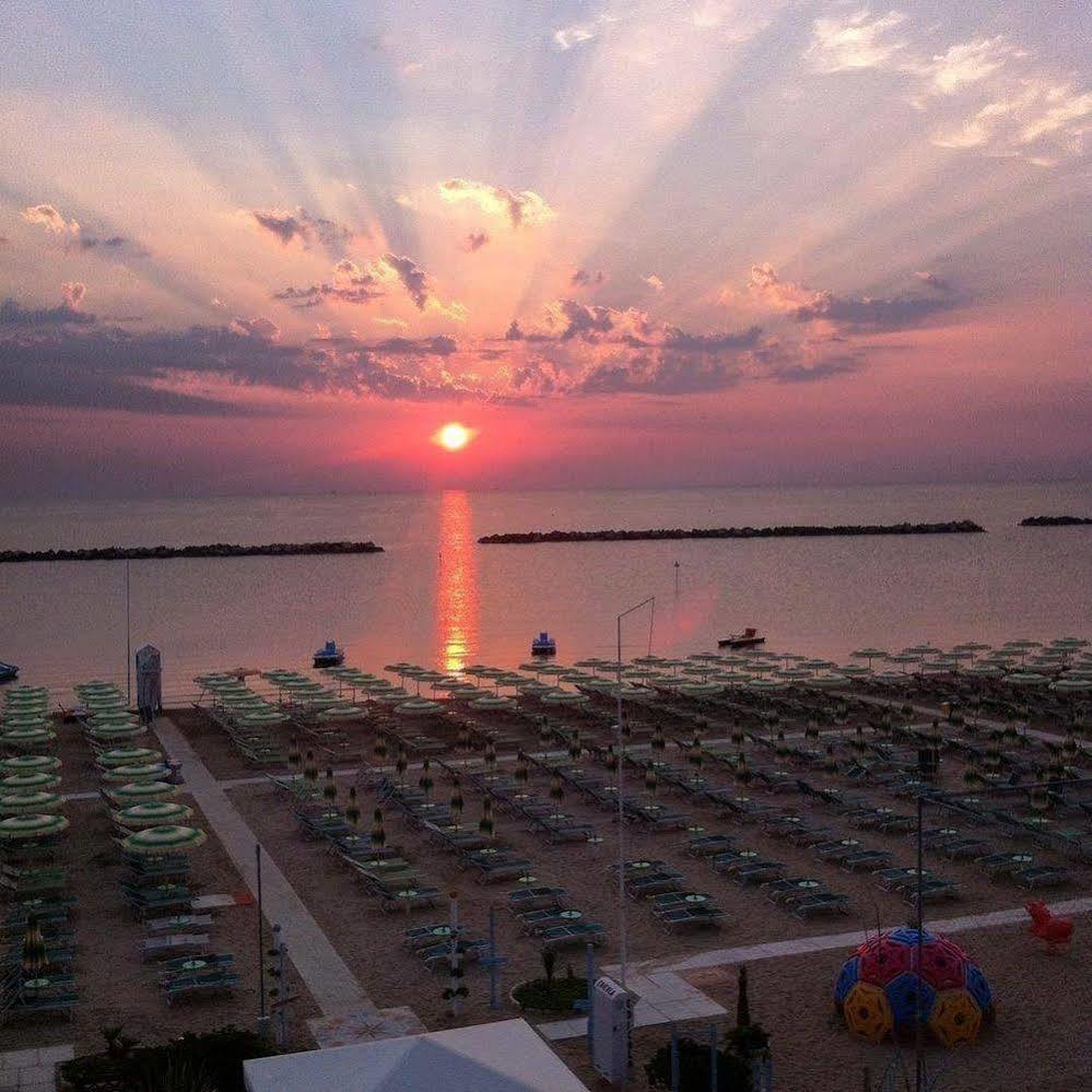 Florida Park Hotel Bellaria-Igea Marina Eksteriør billede
